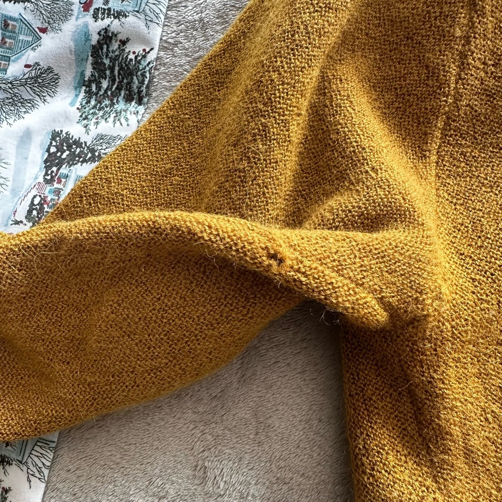 Pendleton Men's Golden Cardigan Sweater - Picture 8 of 8